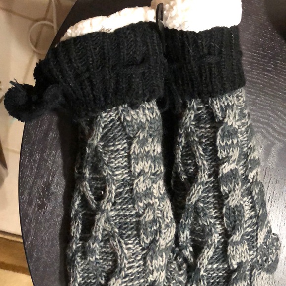 Jane and bleecker winter socks - Picture 2 of 6